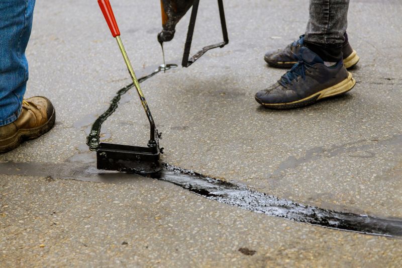 Residential Asphalt Sealing in Tampa, FL